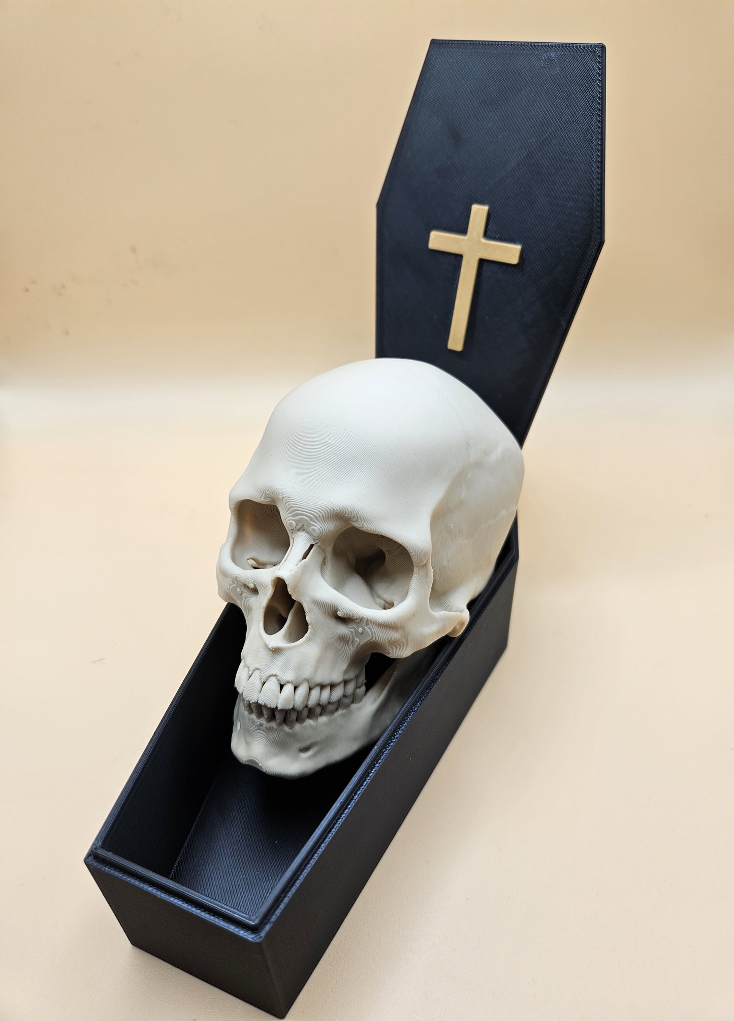 Coffin designed by TSliced3D